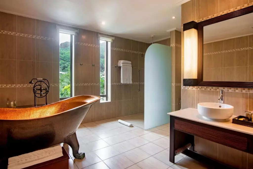 DoubleTree by Hilton Seychelles Allamanda Resort